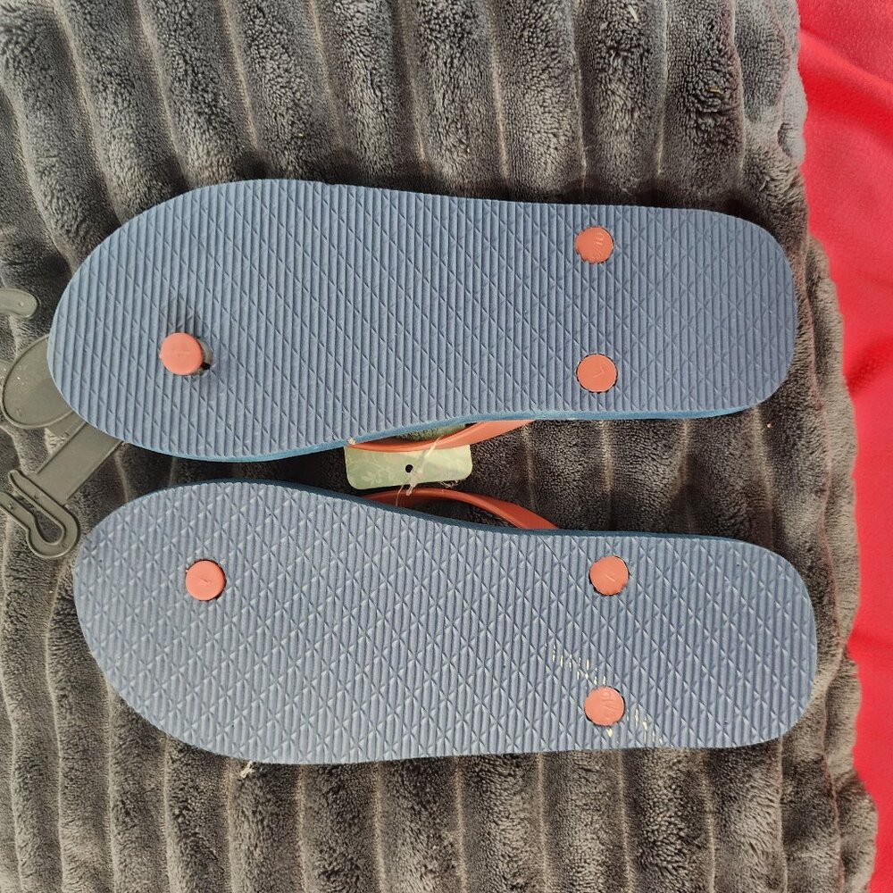 Montana West Red White and Blue Stars and Stripes Womens Flip Flops Size L 9/10 - Picture 13 of 16